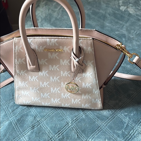 Michael Kors Blush Pink and Cream Satchel - Picture 1 of 3